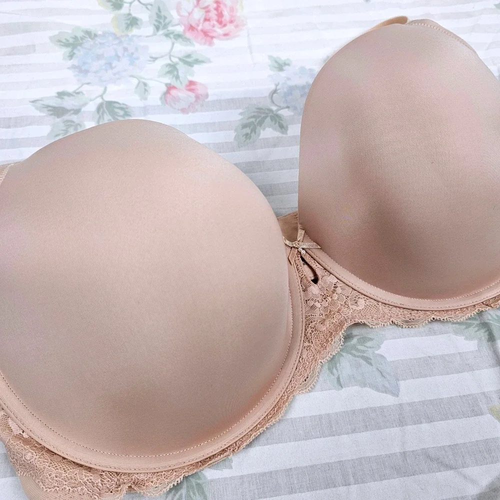 Torrid 40DD Beige Smooth T Shirt‎ Balconette Bra Lace Trim Full Coverage